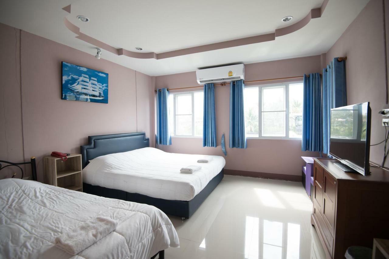 Baan Tor Mai Resort Suphan Buri Exterior photo